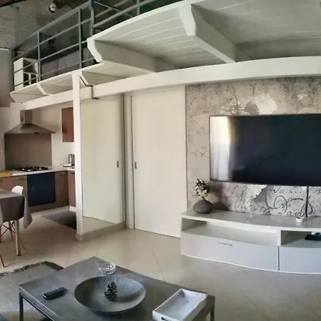 Attico Sul Mare In Marinagri * ポリコーロ